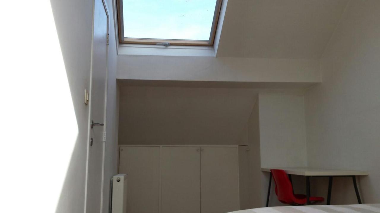 Central Duplex Sleeps 4 Brussels Luaran gambar
