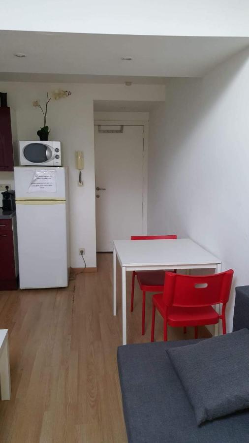 Central Duplex Sleeps 4 Brussels Luaran gambar