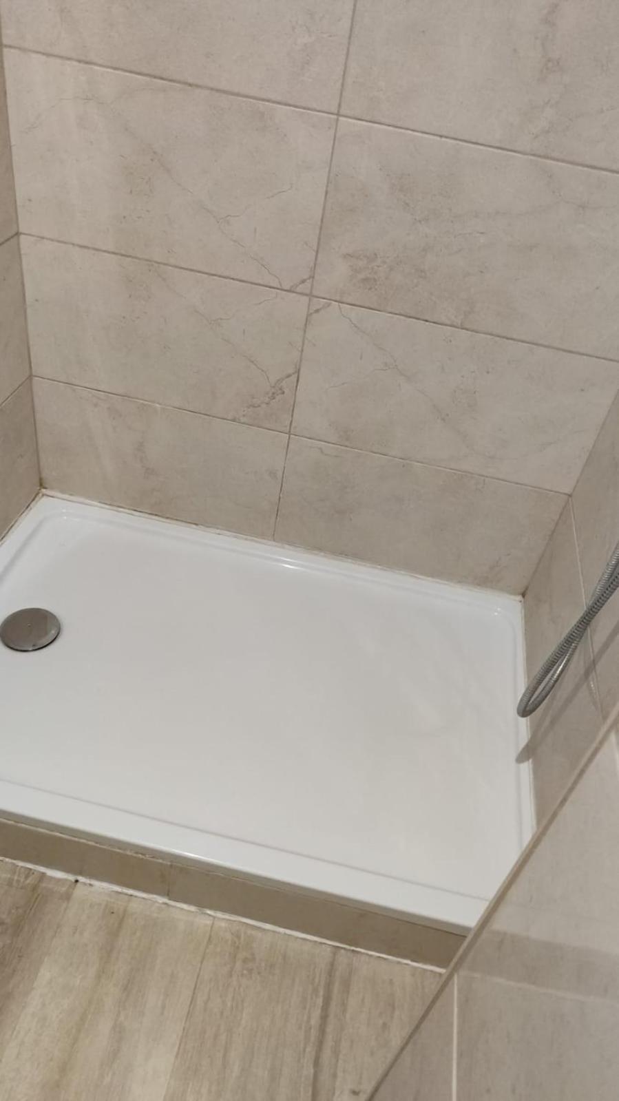 Central Duplex Sleeps 4 Brussels Luaran gambar
